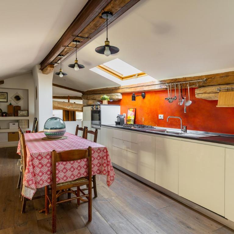 Italy prestigious historical attic in Bologna - One-Bedroom Apartment - 25