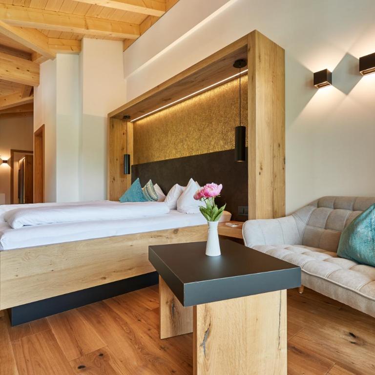 Hotel Jörglerhof - Suite mit Kingsize-Bett und Balkon - 5