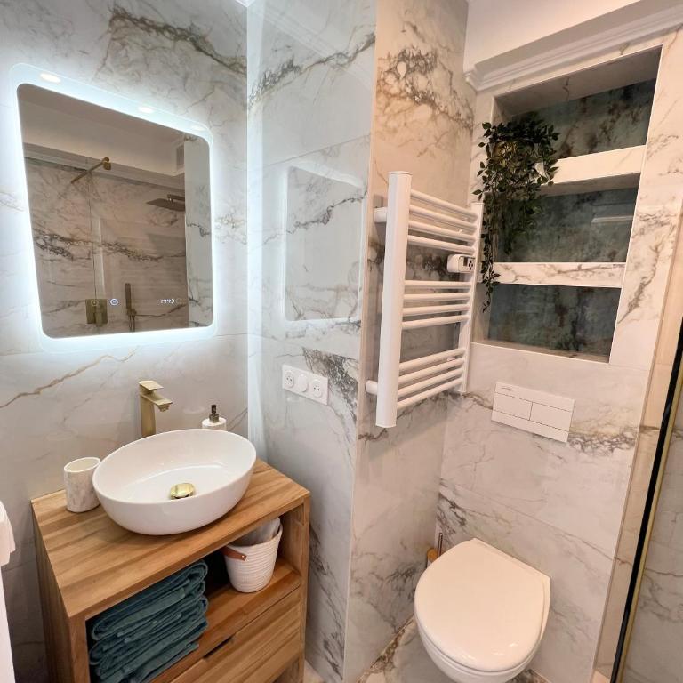 Vue Mer, Terrasse & Piscine - free parking - Monaco - Appartement - Vue sur Mer - 14