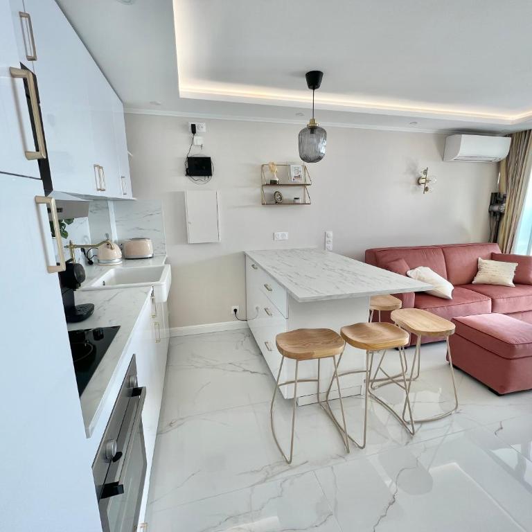 Vue Mer, Terrasse & Piscine - free parking - Monaco - Appartement - Vue sur Mer - 10
