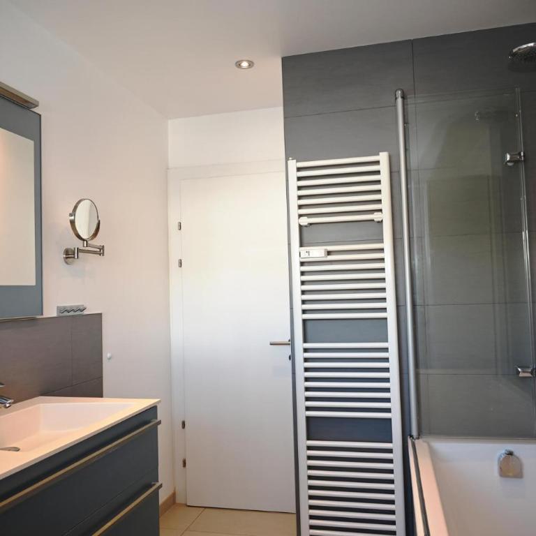 Berghaus Tirol - Luxus Apartement - Apartment mit 1 Schlafzimmer und Balkon - Alpenblick - 21