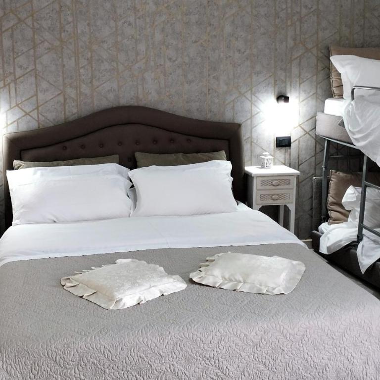 Pompei Domus Michaeli Bed & Breakfast - Camera Quadrupla con Balcone - 6