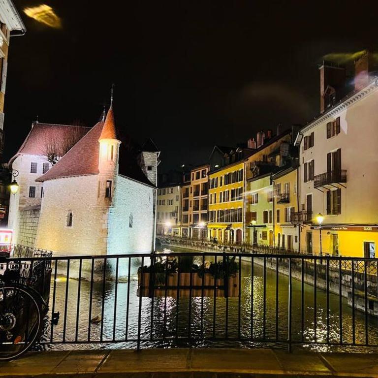 Appartement moderne vieille ville PARKING GRATUIT - Apartment mit 1 Schlafzimmer - 41