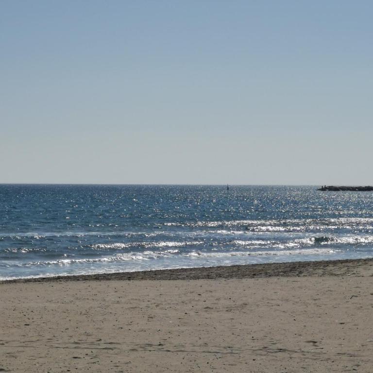 APARTAMENTO FAMILIAR a 100 mts de la Playa Reformado 2025 con WIFI - Two-Bedroom Apartment - 18
