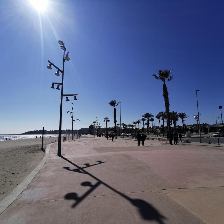 APARTAMENTO FAMILIAR a 100 mts de la Playa Reformado 2025 con WIFI - Two-Bedroom Apartment - 19