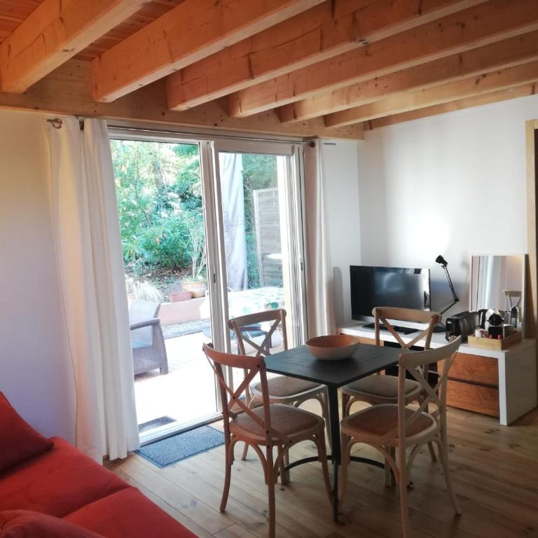 Gîte 4 personnes vue sur les pins proche de la Dune du Pilat, entre lac, Bassin et plages océanes - Maison 1 Chambre - 11