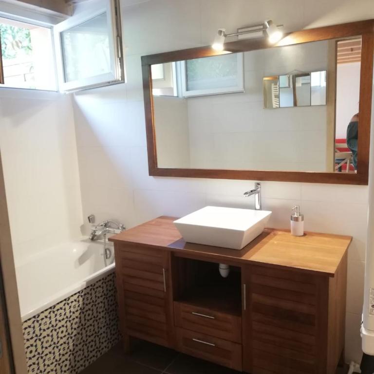 Gîte 4 personnes vue sur les pins proche de la Dune du Pilat, entre lac, Bassin et plages océanes - Maison 1 Chambre - 13