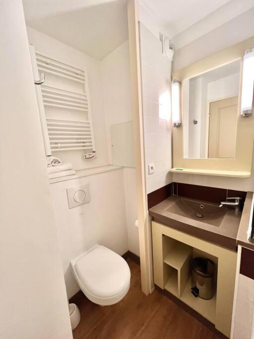 CAP ESTEREL AGAY SAINT RAPHAEL VUE MER Studio 4 personnes chez Evelyne - Apartment mit 1 Schlafzimmer - 4