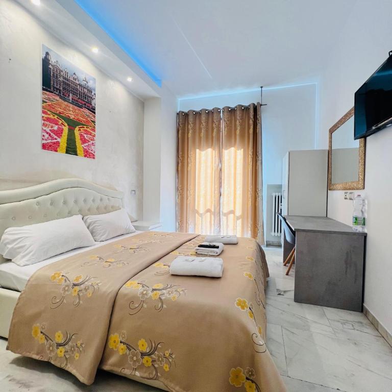 Santa Maria Accommodation - Deluxe Double Room - 4