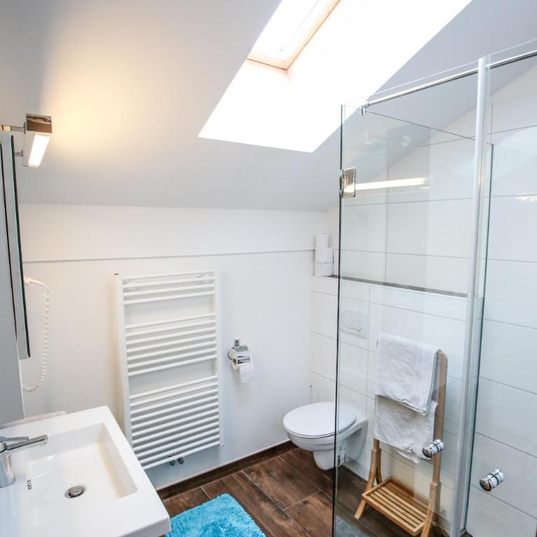 Pension Café Maier - Apartment mit 1 Schlafzimmer und Balkon - 6