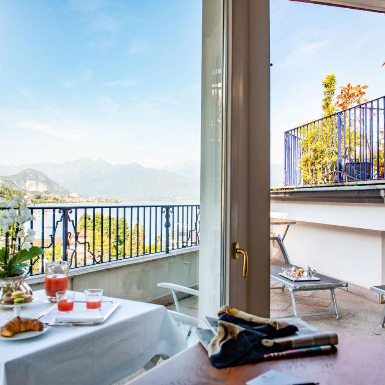 Hotel Royal - Camera Matrimoniale/Doppia con Letti Singoli con Vista Lago. - 9