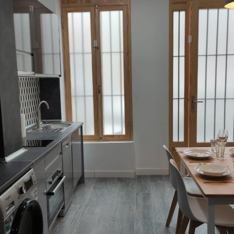 APARTMENTSUITESPAIN PLAYA - UNIVERSIDADes - One-Bedroom Apartment - 22