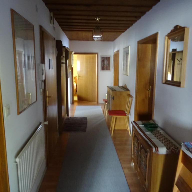 Ferienwohnung Traudl Singer - Apartment mit 2 Schlafzimmern und Terrasse - 12