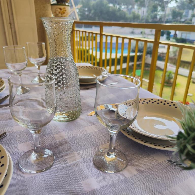 Luminoso apartamento en SALOU con PISCINA, TERRAZA y PARQUE INFANTIL IDEAL FAMILIAS - Apartamento con vistas a la piscina - 52