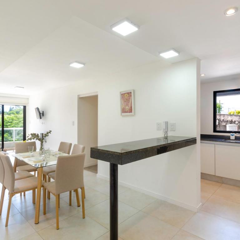 Departamento amplio en Salta - Apartamento de 2 dormitorios con balcón - 3