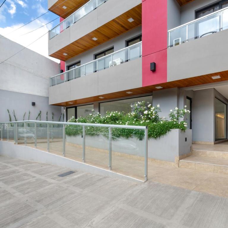 Departamento amplio en Salta - Apartamento de 2 dormitorios con balcón - 15