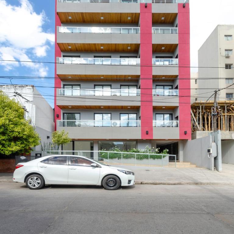 Departamento amplio en Salta - Apartamento de 2 dormitorios con balcón - 16