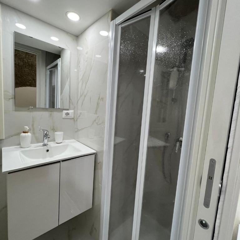 Casa Nunù - One-Bedroom Apartment - 13