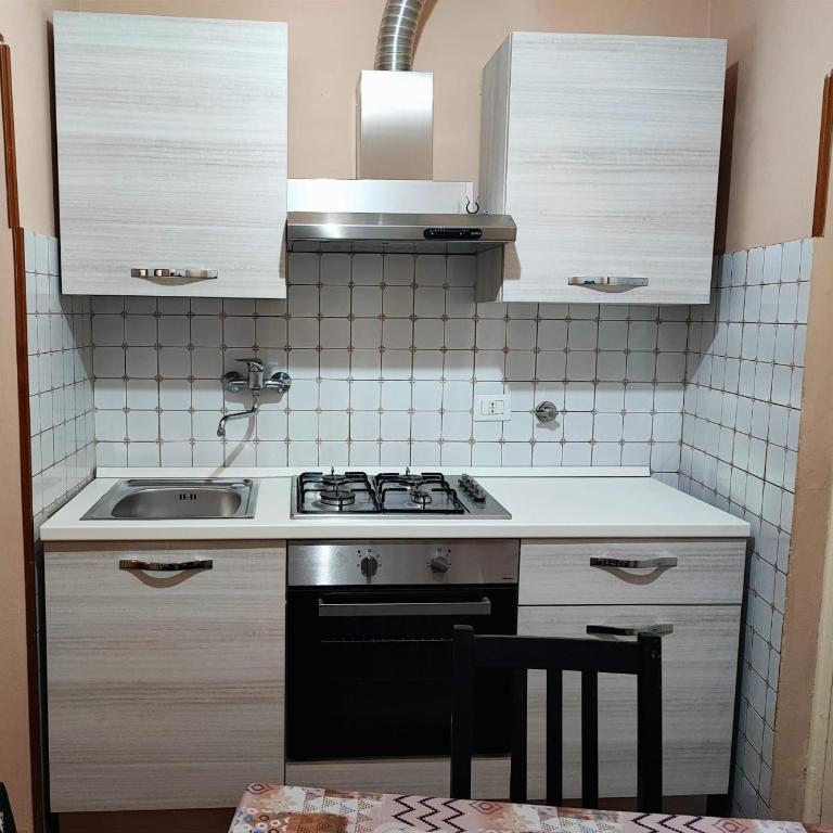 LTM Holiday x 4 - Two-Bedroom Apartment - 10