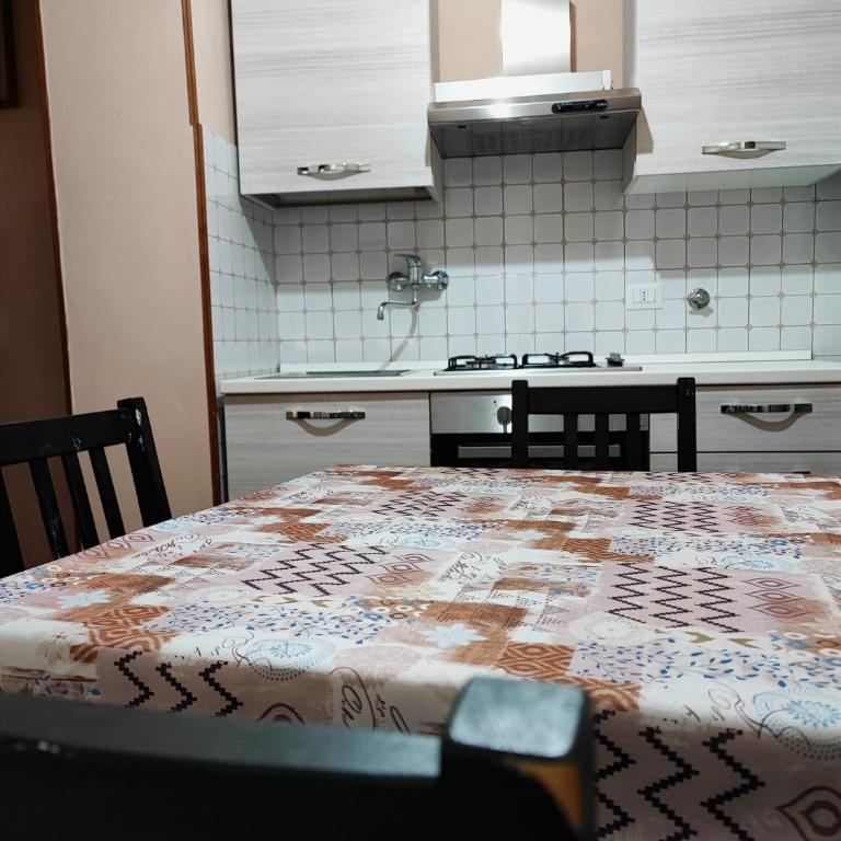 LTM Holiday x 4 - Two-Bedroom Apartment - 8