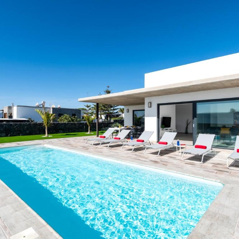 Villa Mifaya by Villa Plus - Villa - 9