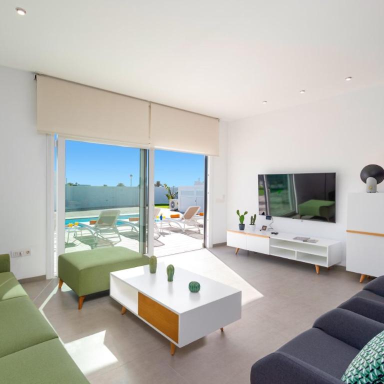 Villa Sibisse by Villa Plus - Villa - 5