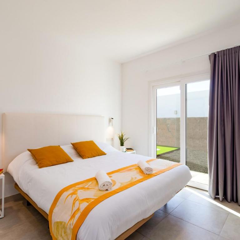 Villa Malvasia by Villa Plus - Villa - 11