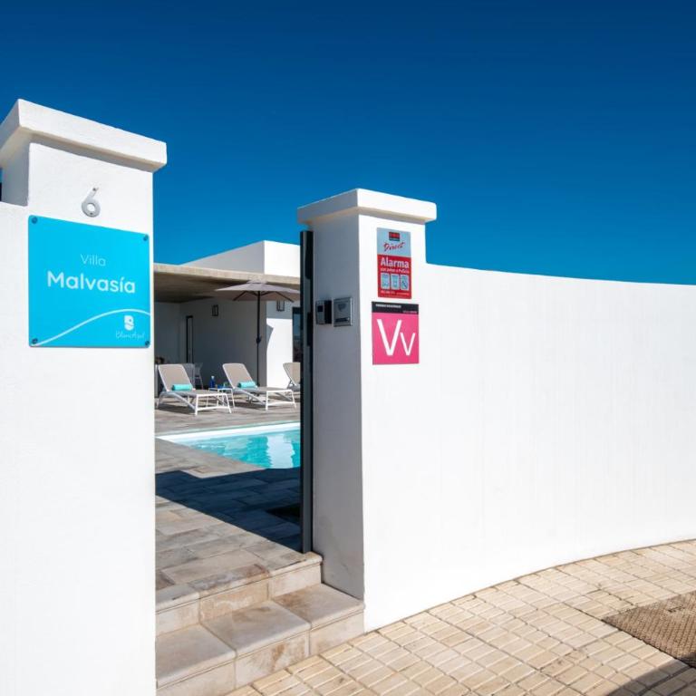 Villa Malvasia by Villa Plus - Villa - 18
