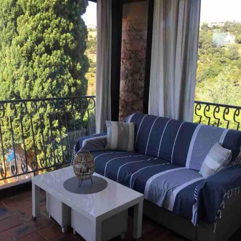 Côte d’azur: Charmante villa, vue mer, piscine,clim,calme 8/10 personnes - Villa - 14