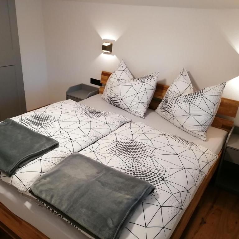 Apartment Sepp - Apartment mit 2 Schlafzimmern und Badezimmer - 4