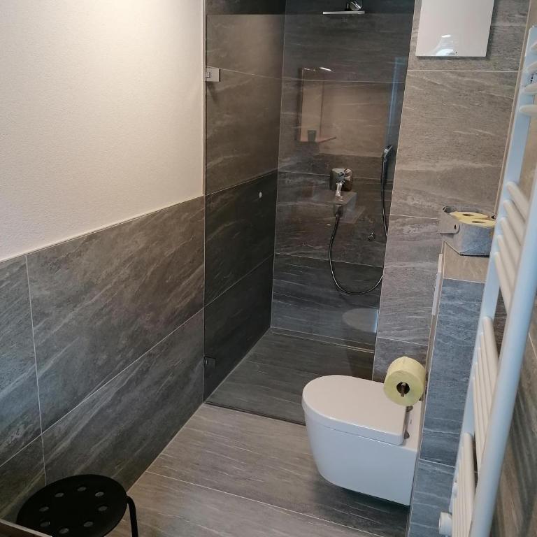 Apartment Sepp - Apartment mit 2 Schlafzimmern und Badezimmer - 10