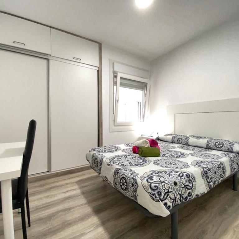 7º Piso Traviesas Plaza América Próximo Playa - Apartment - 2