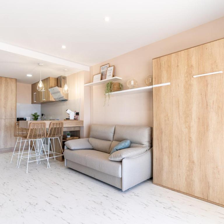 Apartaments Paseo Marítimo by Expoholidays - Estudio Estándar - 5