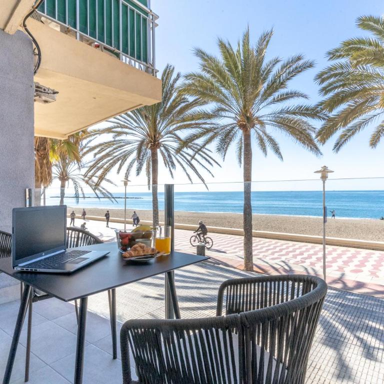 Apartaments Paseo Marítimo by Expoholidays - Estudio con terraza - 3