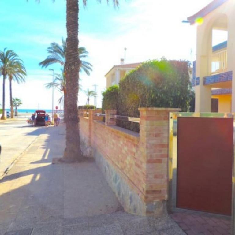 Luxury villa 20mts far from the sea - Villa - 5