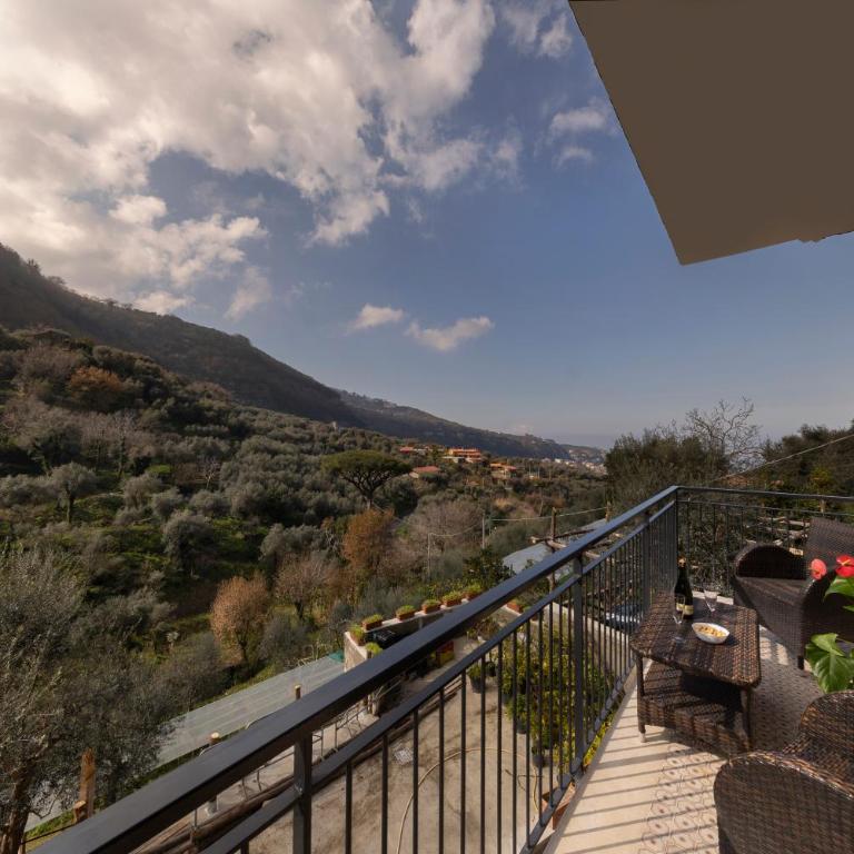CASA BETANIA DA PEPPE - Two-Bedroom House - 4