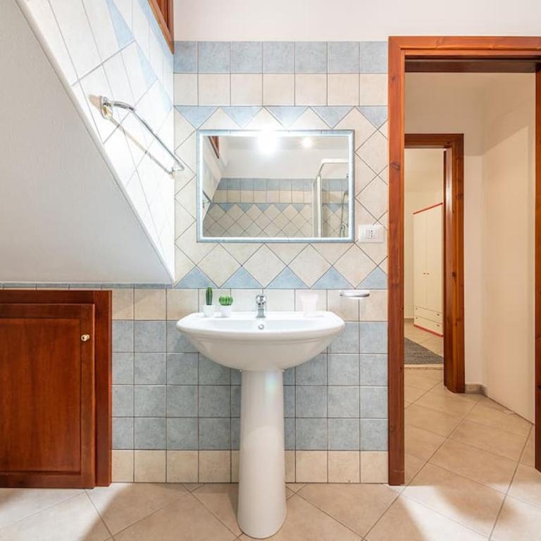 AffittaSardegna-Casa Rosa Dei Venti - Appartamento con 3 Camere da Letto - 35