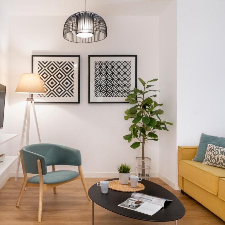 Lola 14 Suite Apartment - One-Bedroom Apartment - 2