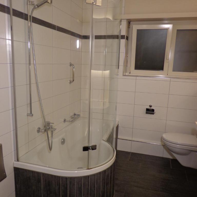 Apart Holidays - Residenza Flora - Appartamento con 2 Camere da Letto (6 Adulti) - 16