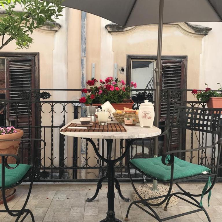Penthouse Luxury Quattro Canti - Duplex Apartment with Terrace - 25