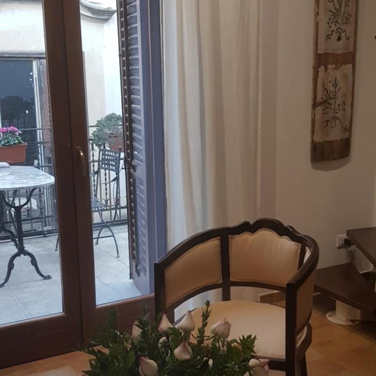 Penthouse Luxury Quattro Canti - Duplex Apartment with Terrace - 14
