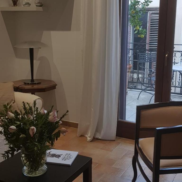Penthouse Luxury Quattro Canti - Duplex Apartment with Terrace - 15