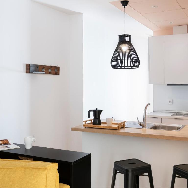 Lola 14 Suite Apartment - One-Bedroom Apartment - 4
