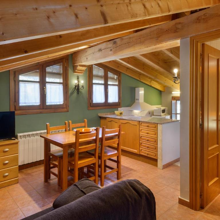 Apartamentos Casa Aurelia - Appartamento con 1 Camera da Letto, Balcone e Vista Montagna - 3