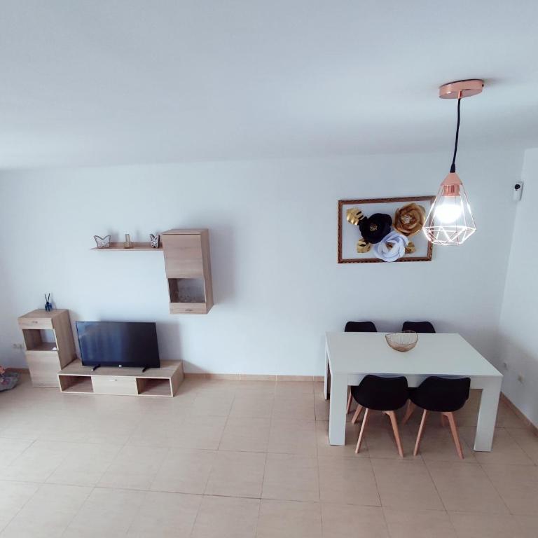 COSTA NORTE VINAROS - Three-Bedroom House - 4
