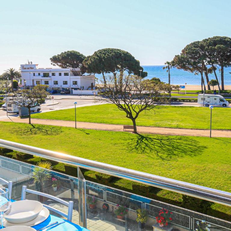 LITORAL COSTA DORADA - TORRESOL 2 15 Only families - Apartamento - 34