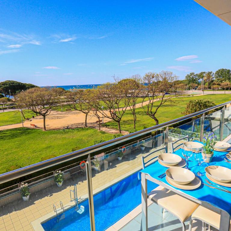 LITORAL COSTA DORADA - TORRESOL 2 15 Only families - Apartamento - 40