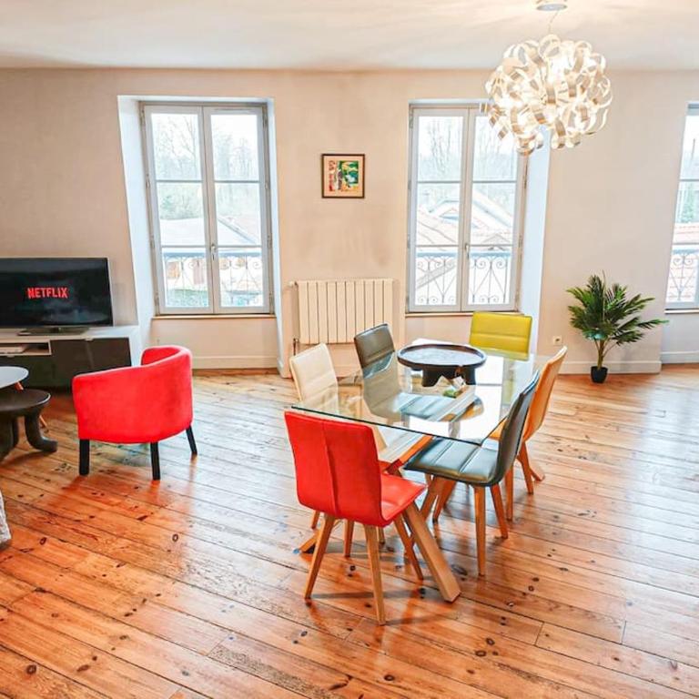 Cosy Pyrénées 2CH - Vue sur le Château et Parking privé - Appartement 2 Chambres - 20