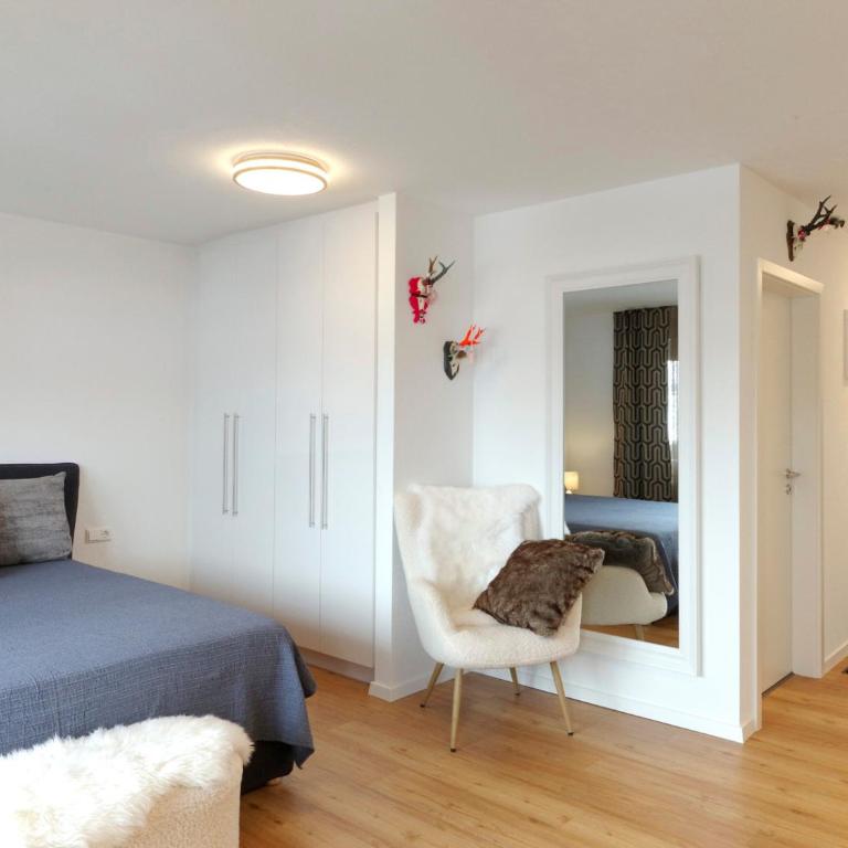 FEWO Mona - Apartment mit Balkon - 9