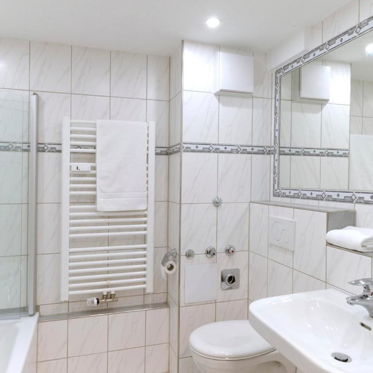 FEWO Mona - Apartment mit Balkon - 15